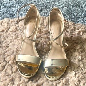 Gold Sandles